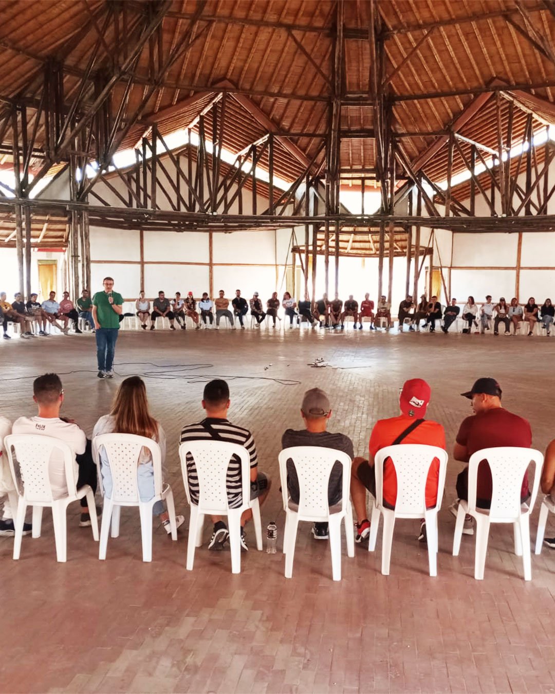 gran-salón-amanecer-02